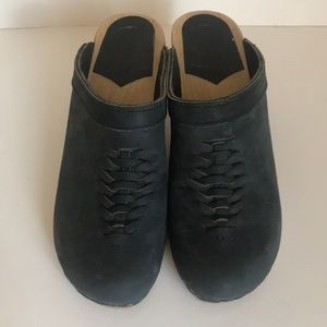 No 6 Heidi Blue Woven High Heel Clogs Size 39.